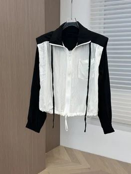 Čierna a biela zodpovedajúce skladaný opaľovací krém kabát zips dizajn textúry, skladaný mäkká a priedušná textílie